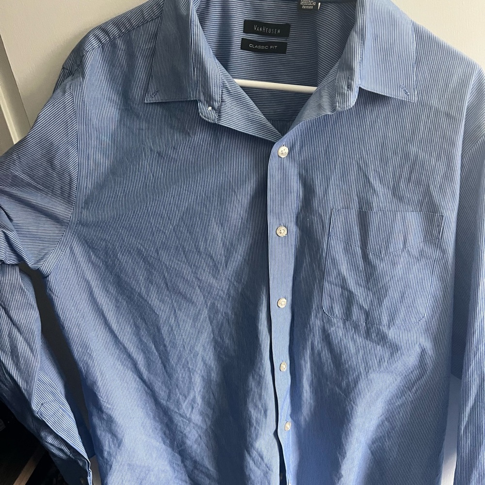 Van Heusen Men's Classic Blue Shirt